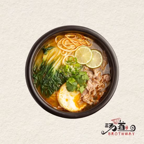 Lemon Chicken and Beef Noodle Soup / 柠檬金汤肥牛米线